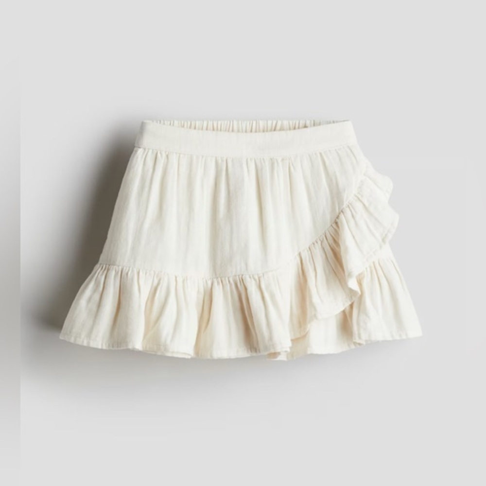 BUNDLE of 2 …H&M Girls Ruffled Trim Skirt and Butterfly T-shirt